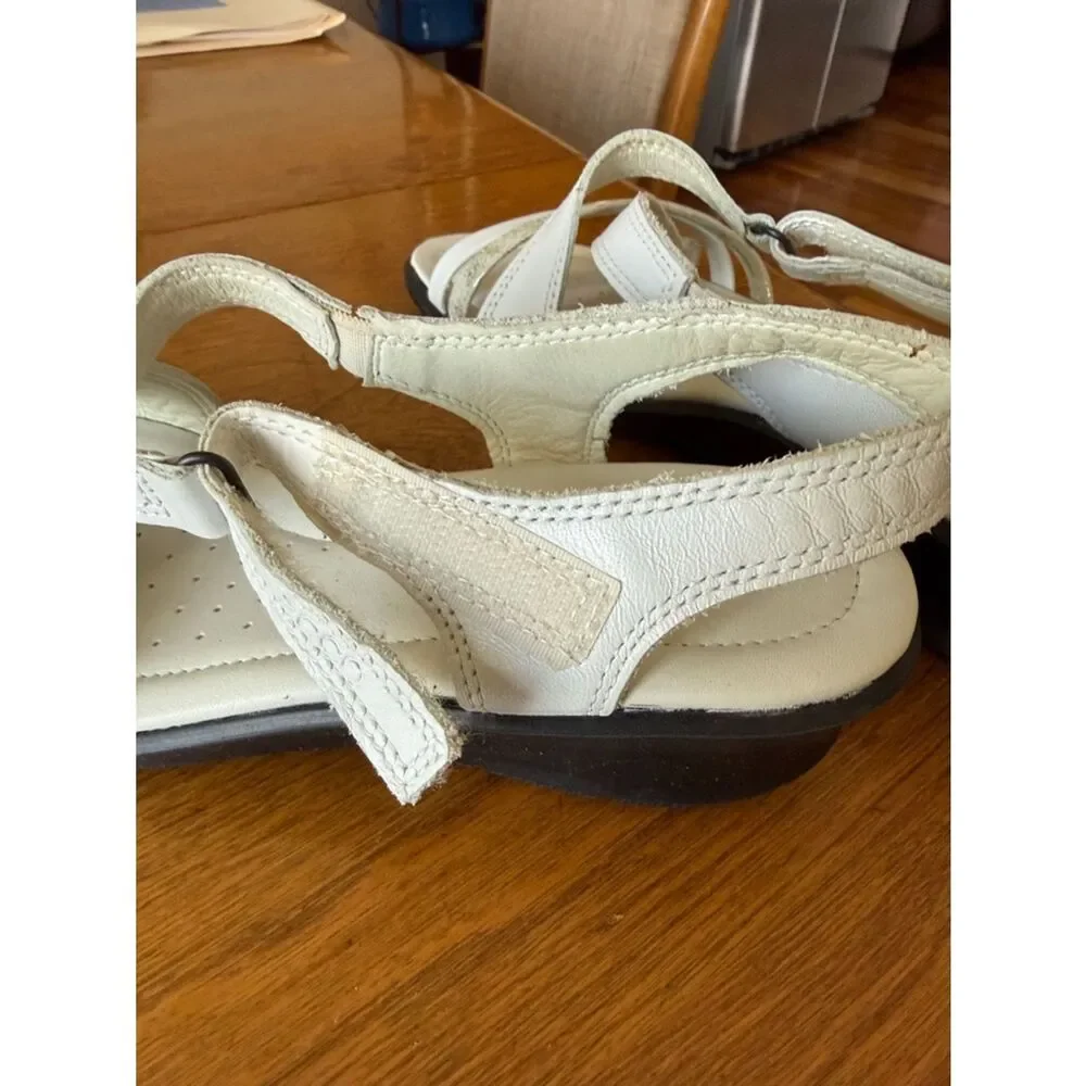 NEW Ecco Felicia” sandals